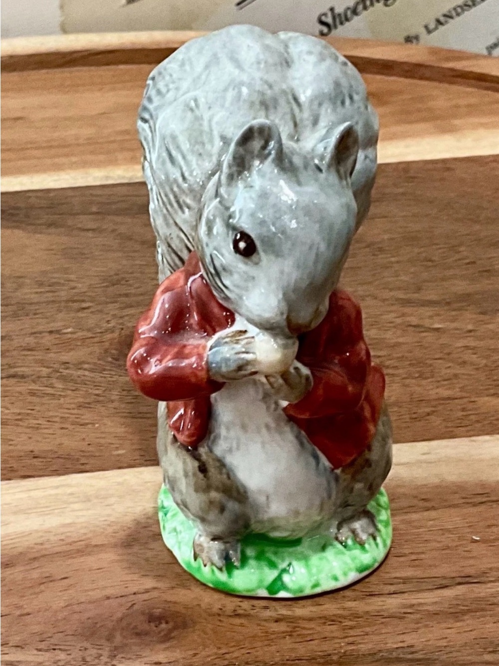 Vintage Beatrix Potter Figurine Beswick England Squirrel Nutkin 1948 Mint